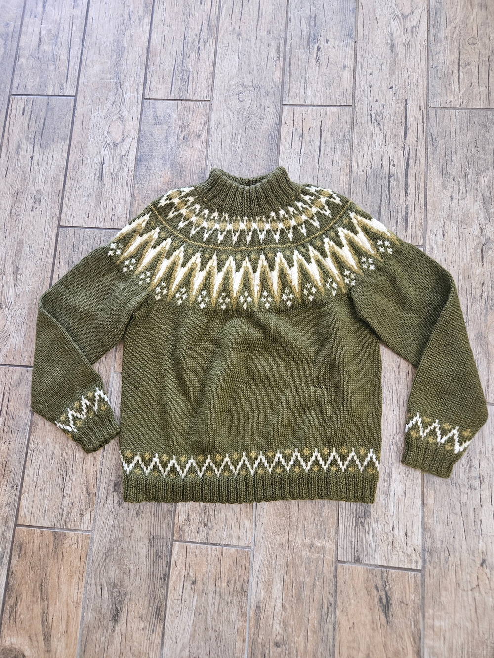 Scondi Navian Handmad Sweater Adult Olive Green Mock Neck Winter Pullover - Picture 1 of 8